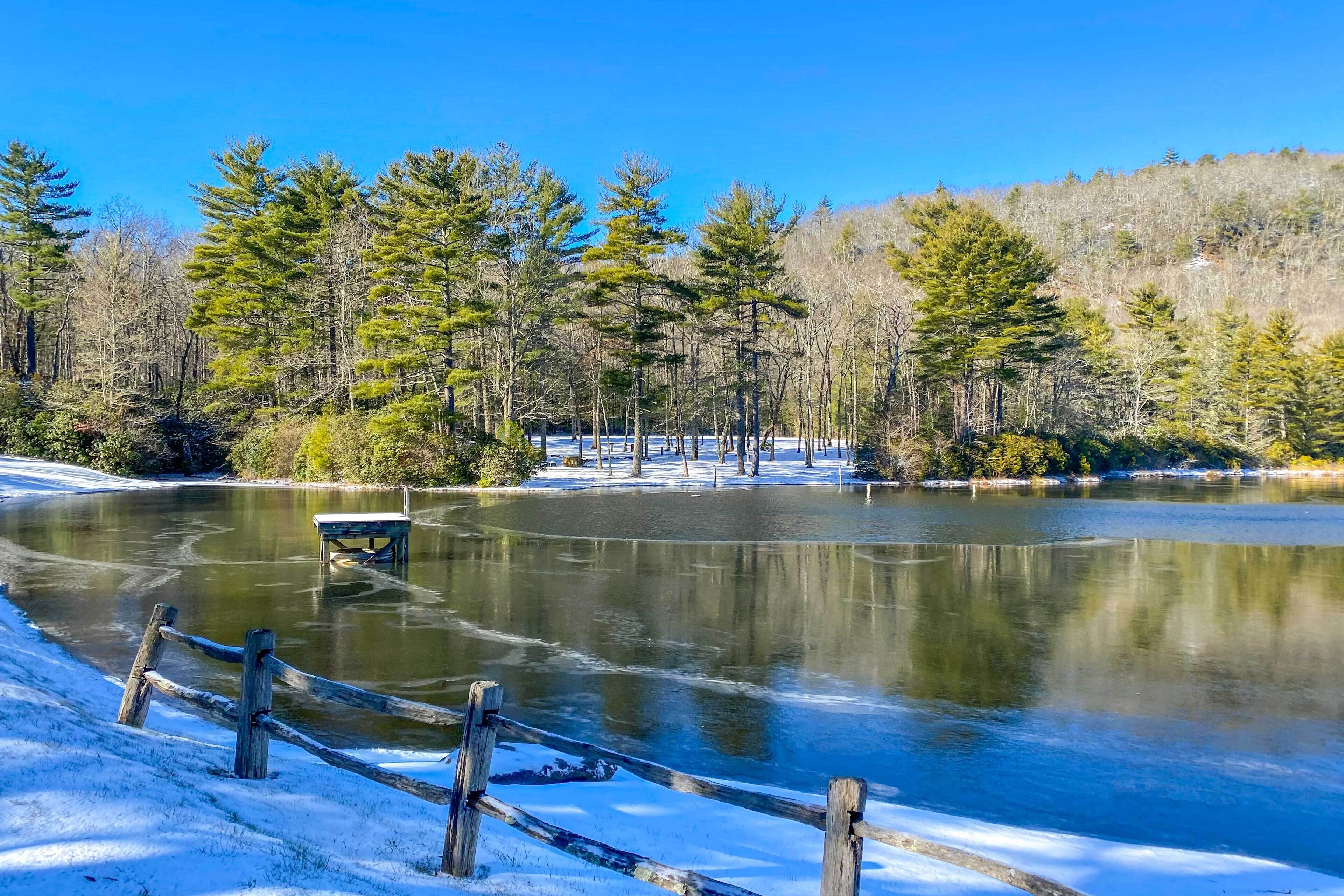 Cozy Mountain Cottage in Chinquapin Community