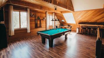 House (Multiple Bedrooms) | Interior