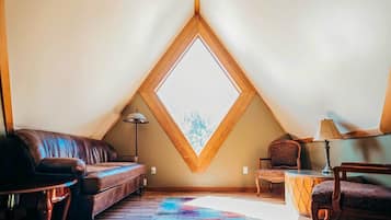 House (Multiple Bedrooms) | Interior