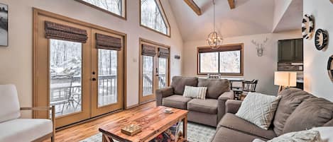 House (2 Bedrooms) | Interior