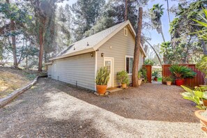 House (3 Bedrooms) | Interior - Fallbrook Vacation Rental: 3 Mi to Wineries! (Fallbrook)