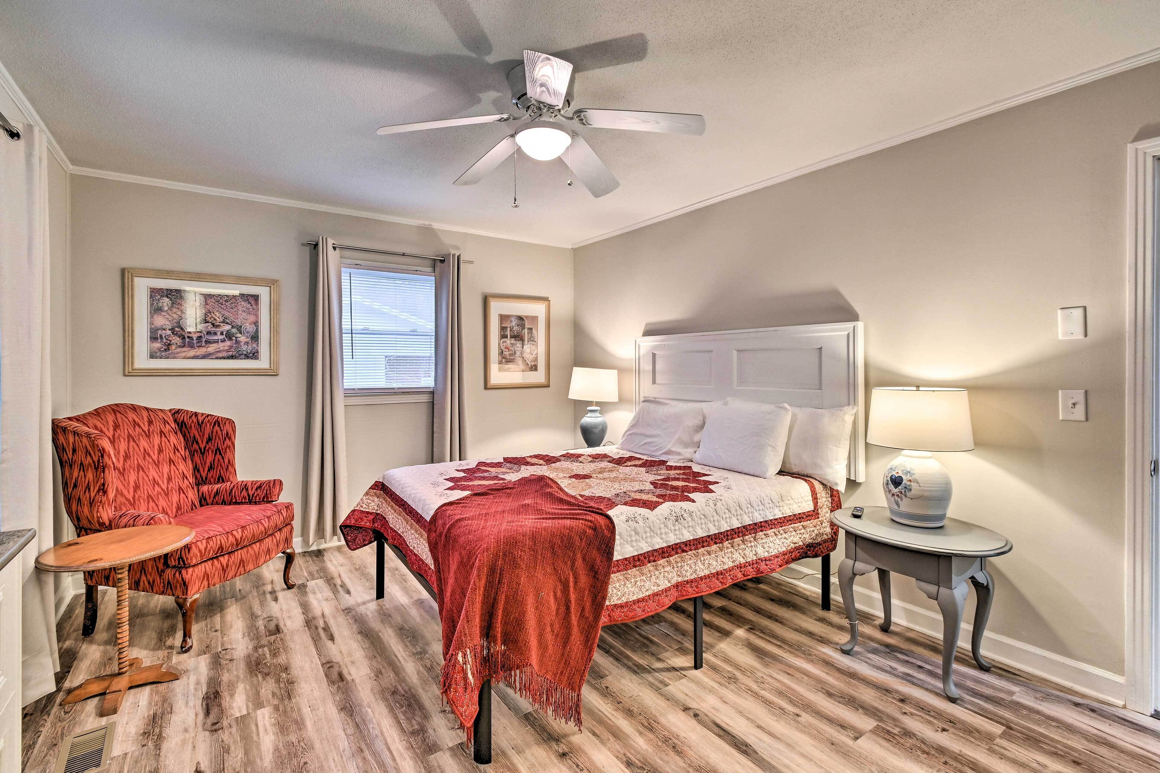 Cozy & Quiet Sanford Home ~ 5 Mi to Downtown!