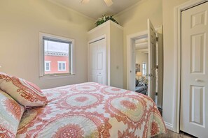 Huoneisto (1 Bedroom) | 1 makuuhuone, silitysrauta/-lauta, vuodevaatteet