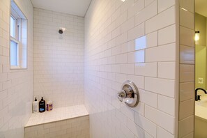 Hus (2 Bedrooms) | Innvendig