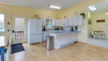 Cottage (4 Bedrooms) | Interior