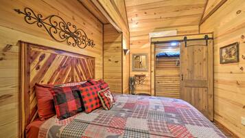 House (1 Bedroom) | Interior