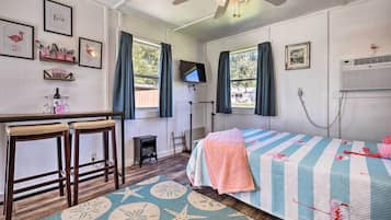 Apartment (0 Bedroom) | Interior