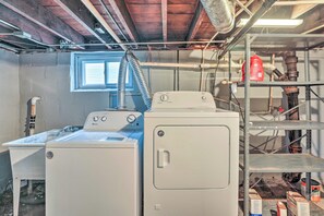 House (2 Bedrooms) | Interior - Cozy Westmont Home: Walk to Metra Station! (Westmont)