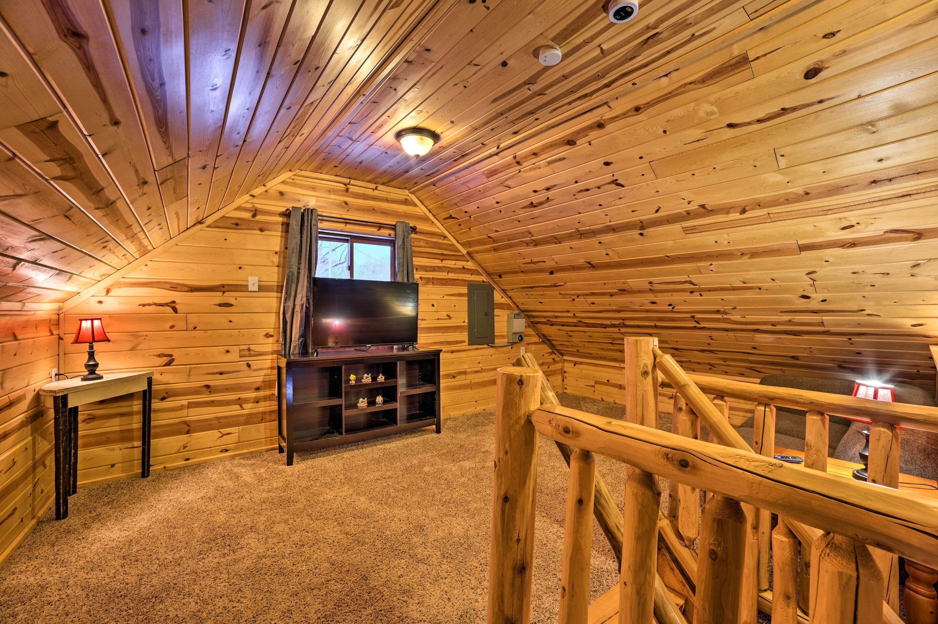 Gaylord Cottage, Walk to Lake Otsego Beaches!