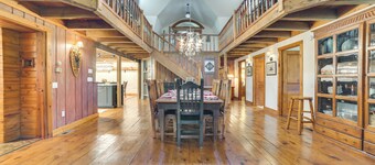 Peaceful Farmhouse w/ Fire Pit: Near Town & Lake!