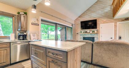 Bellaire Ski Condo: 1 Mi to Summit Mountain!