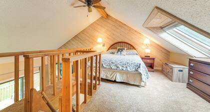 Bellaire Ski Condo: 1 Mi to Summit Mountain!