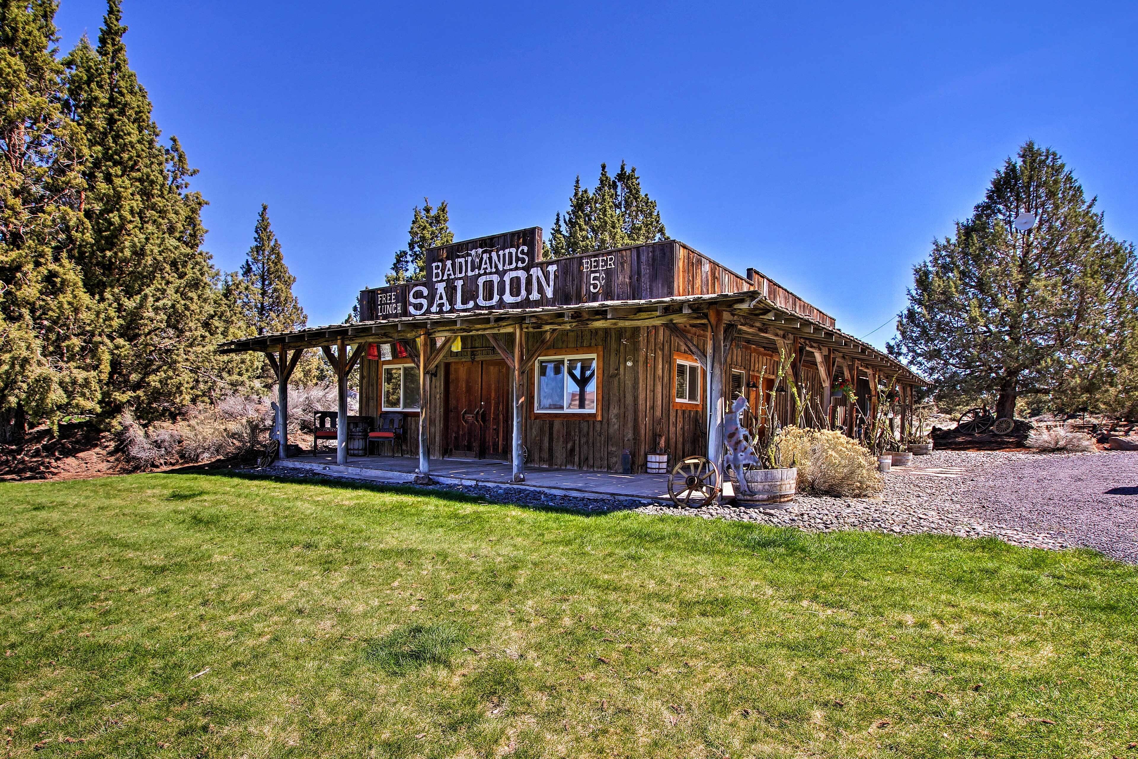 Dog-friendly Ranch Cottage W/trails: 13 Mi to Bend