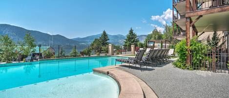 Apartment (2 Bedrooms) | Front of property