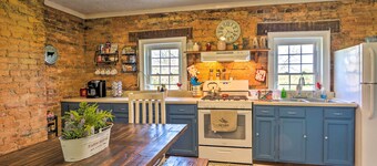 '햄몬드 하우스'의 역사적인 w/ 와인 국가 전망!