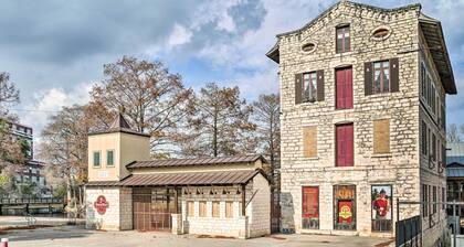 Graham Haus' River Condo: Walk to Schlitterbahn!