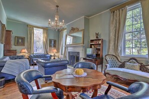 Maison (5 Bedrooms) | Intérieur