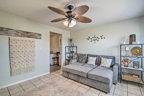 Apartment (2 Bedrooms) | Interior - Gulf Shores Condo w/ Pool & Grill: Walk to Beach! (Gulf Shores)