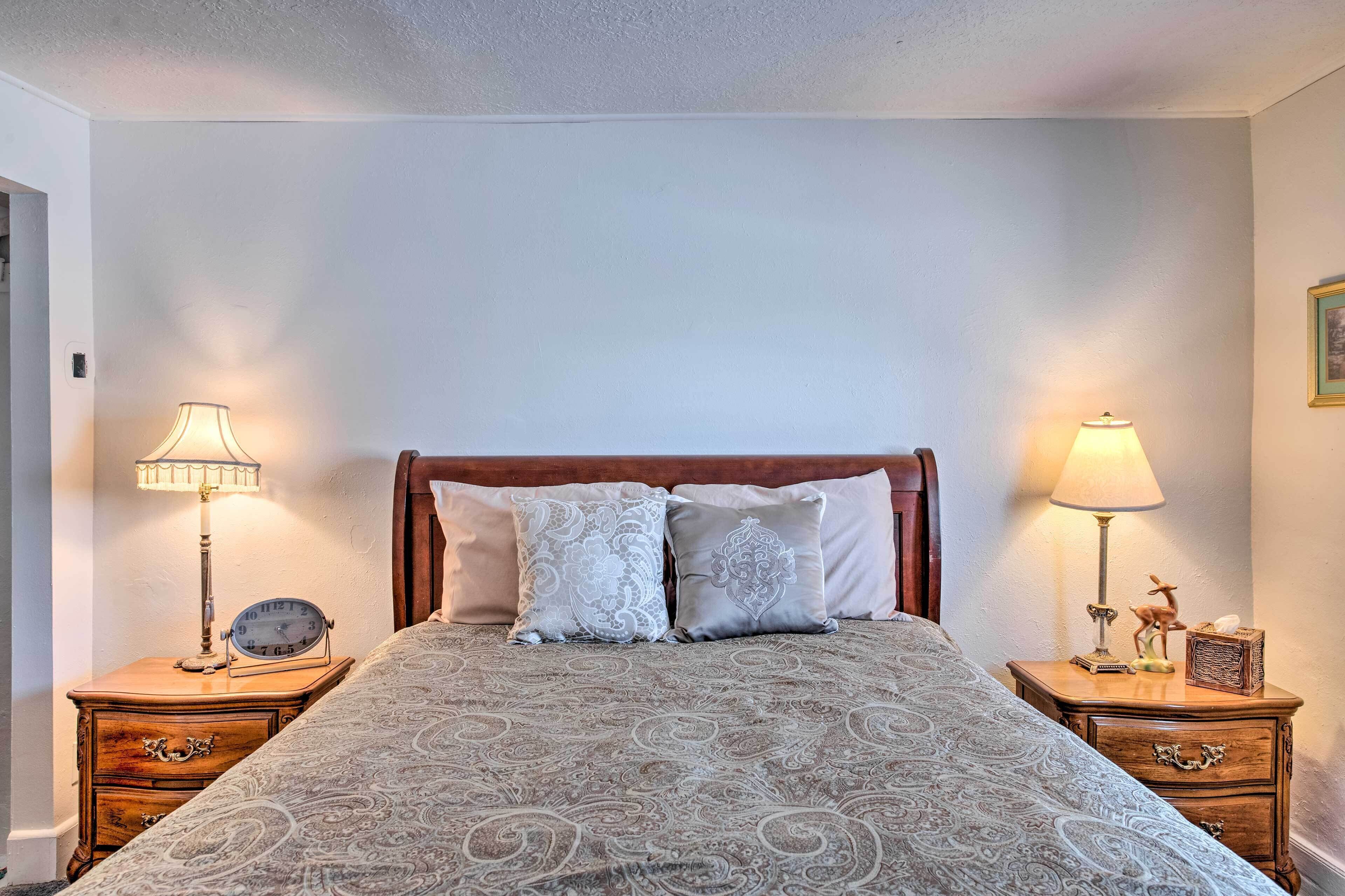 Kik-n-bak Cottage w/ Beautiful Mountain View