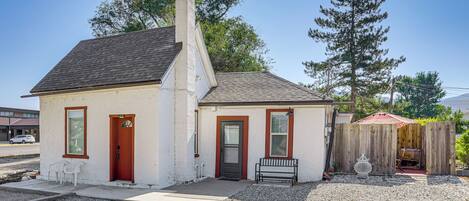 House (2 Bedrooms) | Front of property