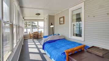 Apartment (1 Bedroom) | Interior