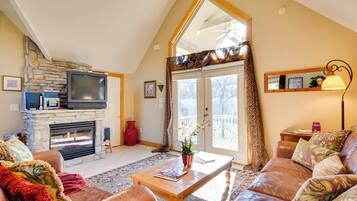 TV, pendiangan, pemain DVD