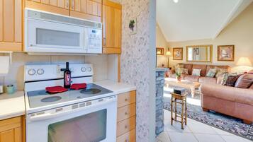 Rumah (2 Bedrooms) | Interior