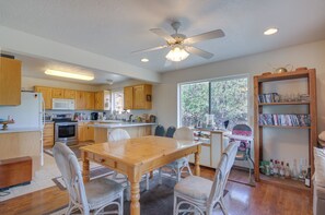 House (4 Bedrooms) | Interior - Alton Cabin w/ Deck ~ 2 Mi to Dixie Nat'l Forest! (Duck Creek Village)