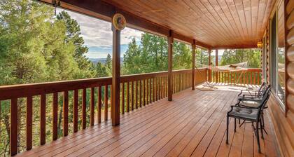 Alton Cabin w/ Deck ~ 2 Mi to Dixie Nat'l Forest!