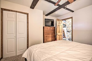 Talo (4 Bedrooms) | Sisätilat