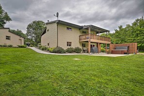 House (4 Bedrooms) | Interior - Indian Lake Retreat w/ Wet Bar & Covered Deck (Stoystown)