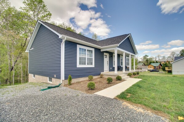 House (5 Bedrooms) | Interior