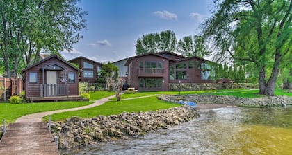 Lakefront Eau Galle Home w/ Hot Tub & Fire Pit