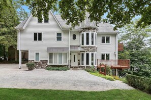 House (Multiple Bedrooms) | Interior - Lakefront Genoa City Home w/ Private Beach (Genoa City)