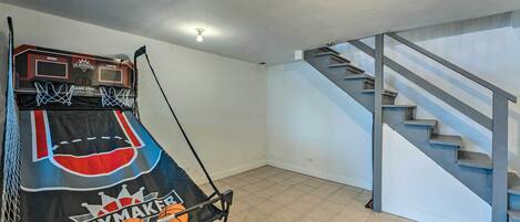 House (Multiple Bedrooms) | Interior