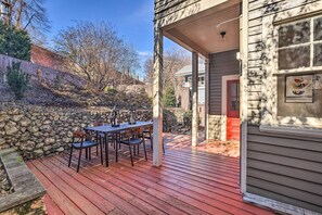 House (3 Bedrooms) | Interior - Immaculate Birmingham House w/ Covered Porch! (Birmingham)