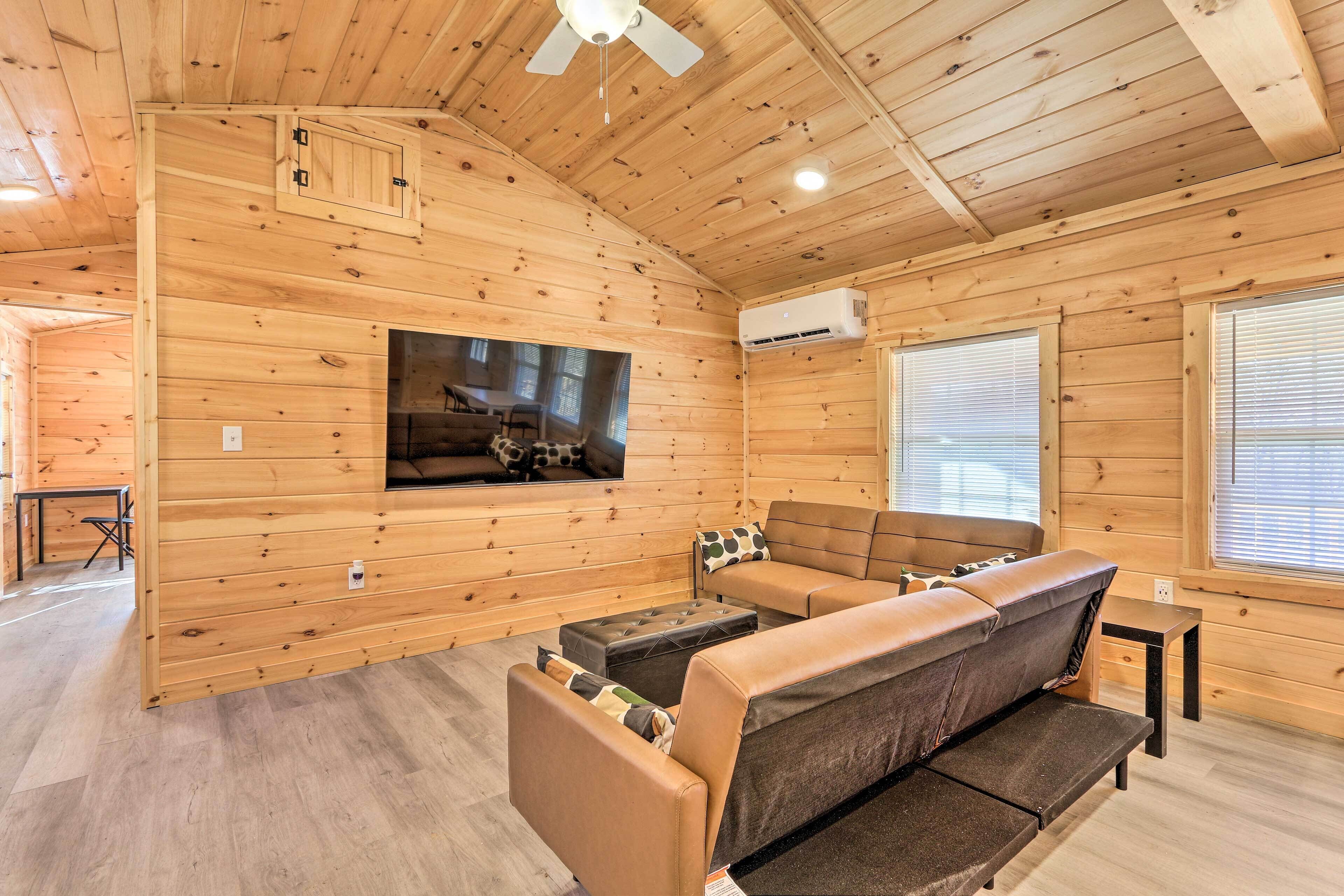 Laurelville Cabin < 11 Mi to Old Man's Cave!