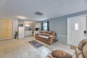 Apartment (1 Bedroom) | Interior