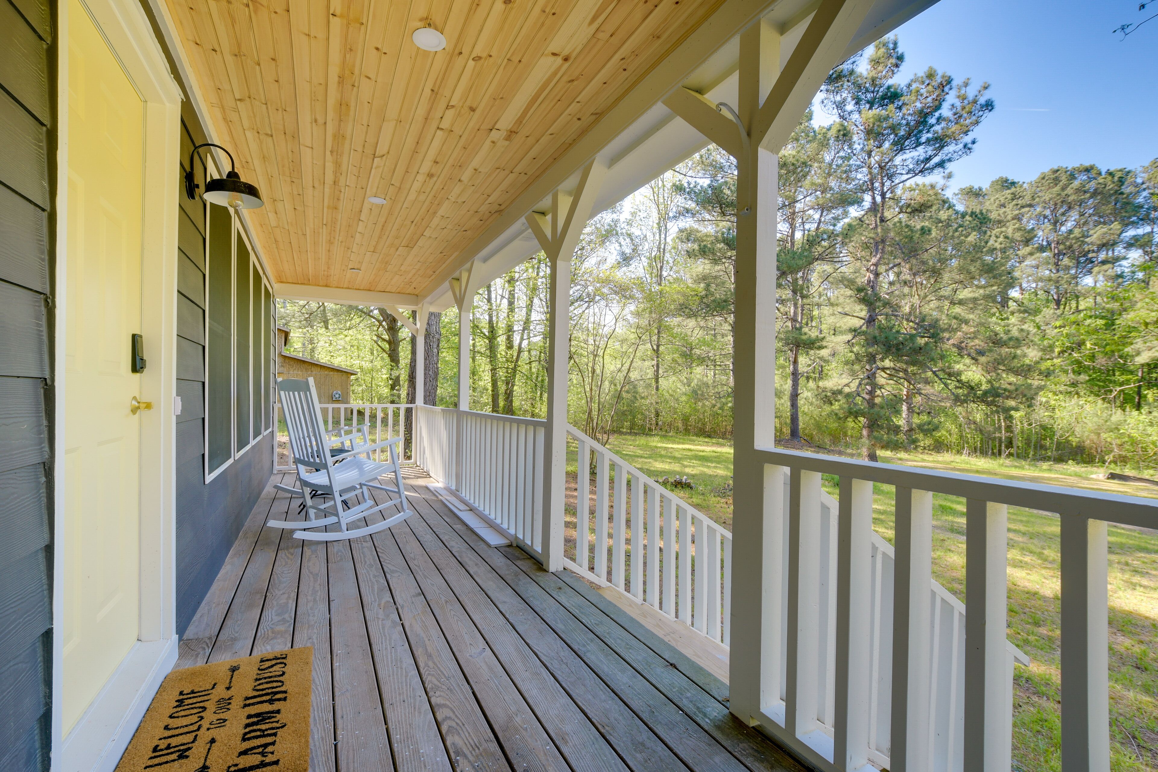 Lovely Apex Vacation Rental on 7 Acres!