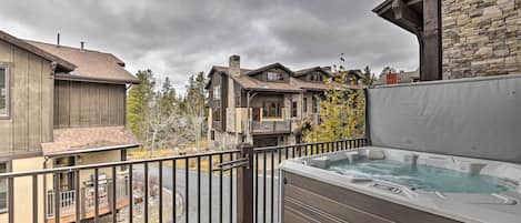 Apartment (4 Bedrooms) | Front of property