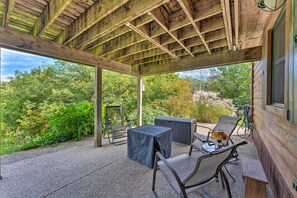 Apartment (0 Bedroom) | Interior - Cozy Wisconsin Studio, 11 Mi to Lake Geneva! (Burlington)