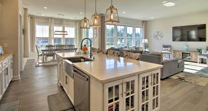 Modern Lewes Home w/ Deck, Grill + Pond View!