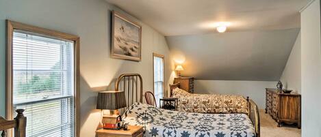 House (5 Bedrooms) | Interior