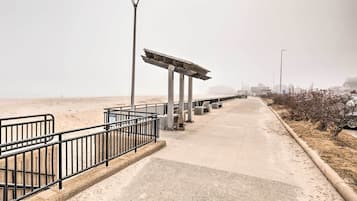 Cottage (2 Bedrooms) | Interior