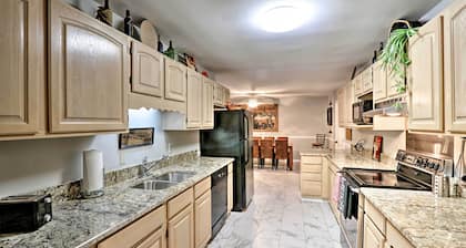 Quiet Memphis Home on 20 Acres: 10 Mi to Downtown!