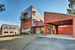 House (3 Bedrooms) | Interior - Broken Bow Mountaintop Home w/ Hot Tub! (Broken Bow)