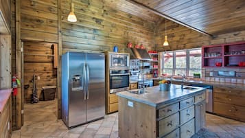 House (3 Bedrooms) | Bahagian dalam