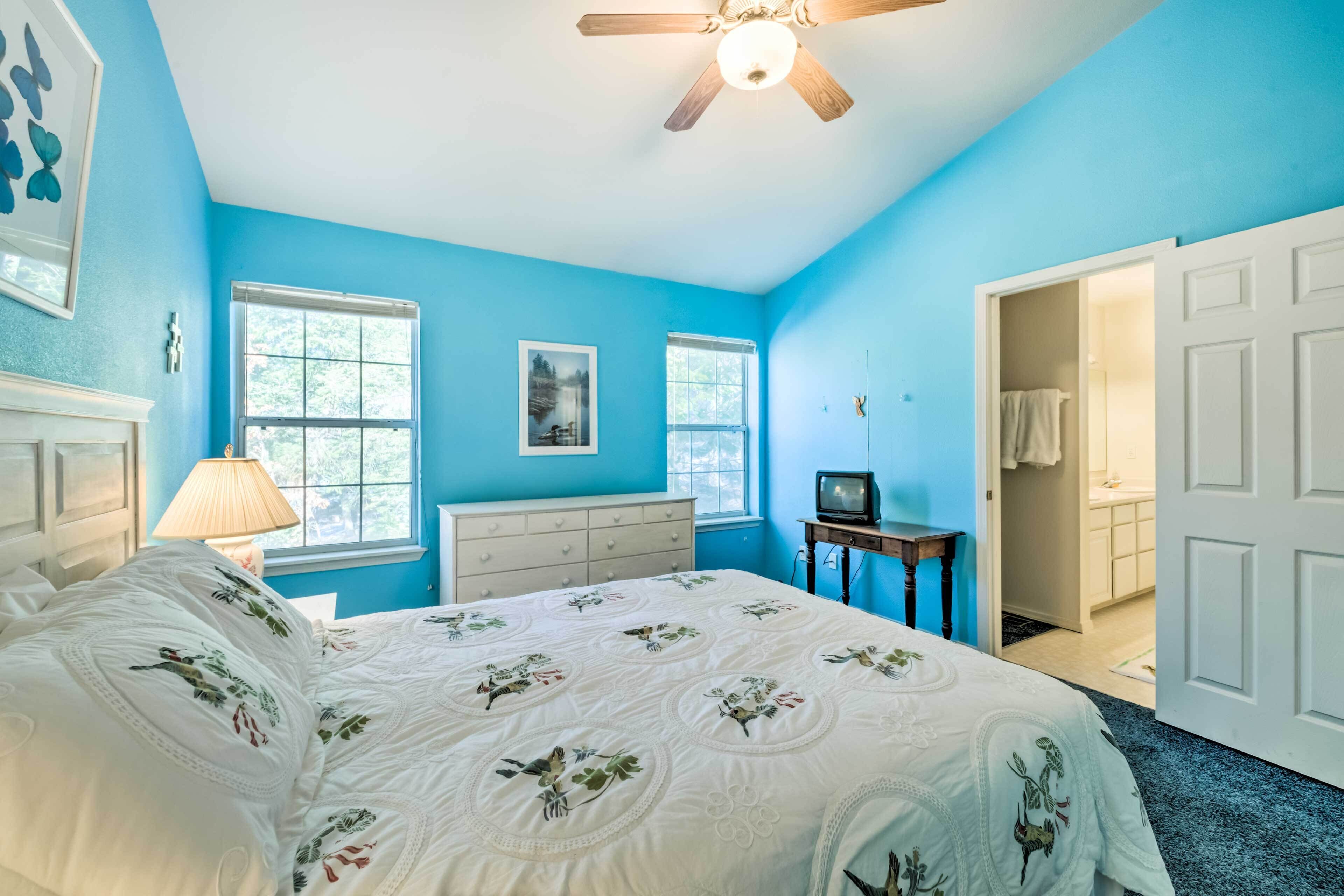 Pet-friendly Cabin ~ 3 Mi to Ski Cloudcroft Mtn!