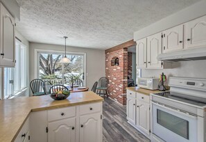House (3 Bedrooms) | Interior - Parsonsfield Vacation Rental Near Skiing & Lakes! (Parsonsfield)