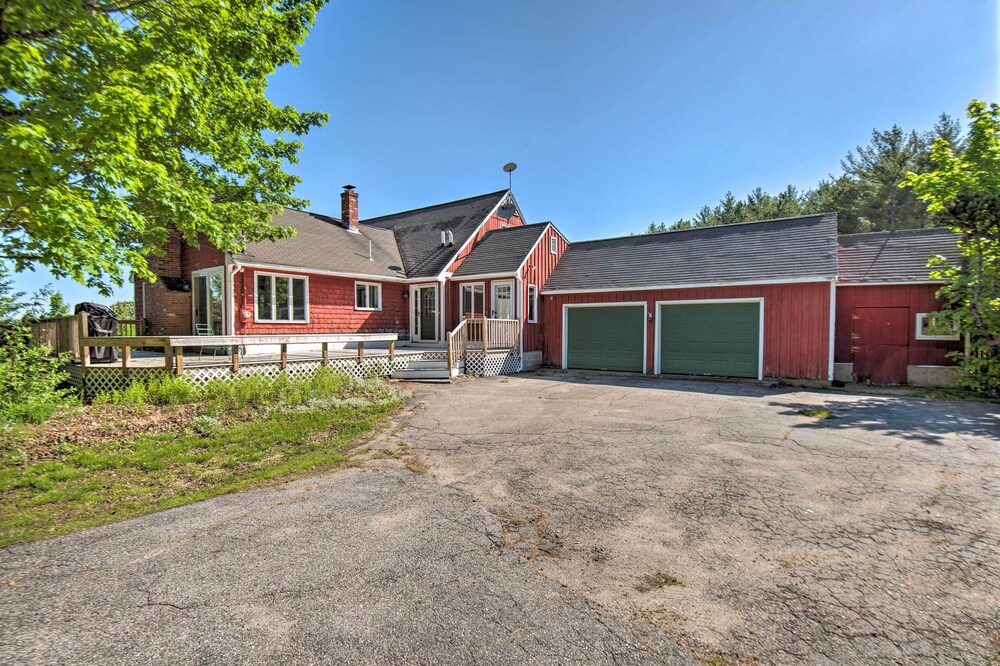 Parsonsfield Vacation Rental Near Skiing & Lakes!